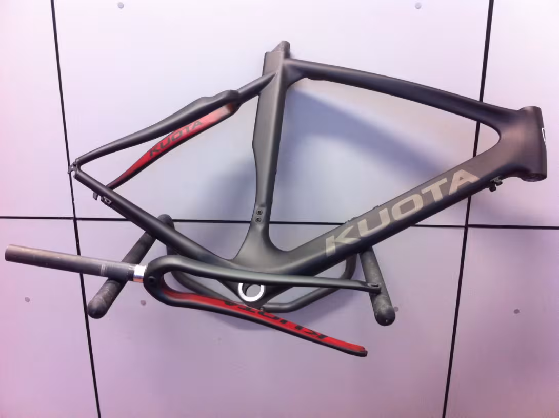telaio completamente riverniciato da BIKE COLOR