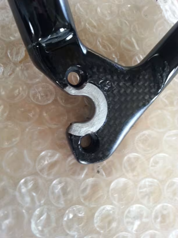 boccola in acciaio INOX inserita nel forcellino dx